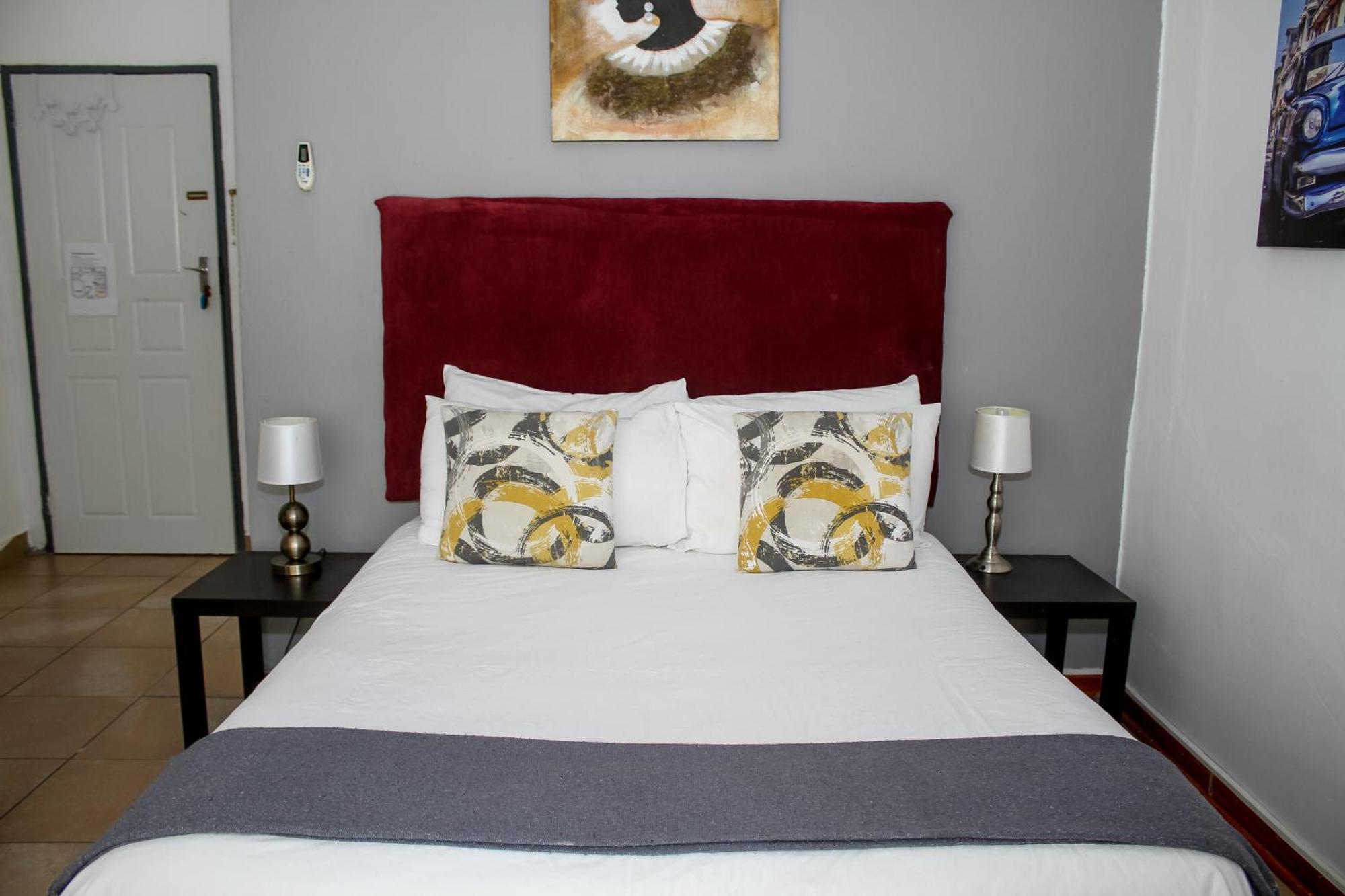 Thamalakane Guest House Маун Стая снимка